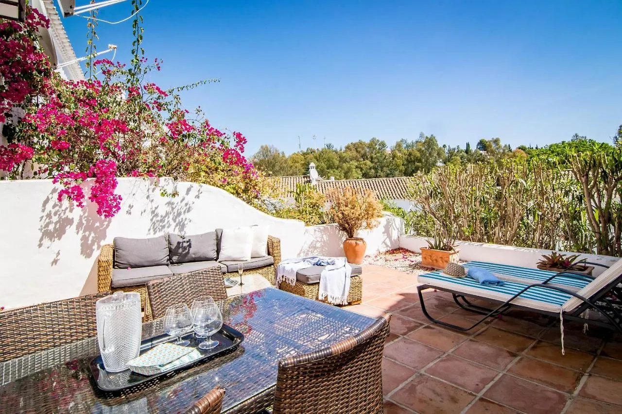Holiday home En- Cozy Andalusian Style Townhouse In Marbella Villa