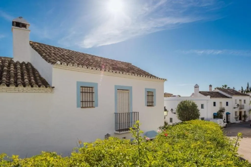 En- Cozy Andalusian Style Townhouse In Marbella Villa Holiday home