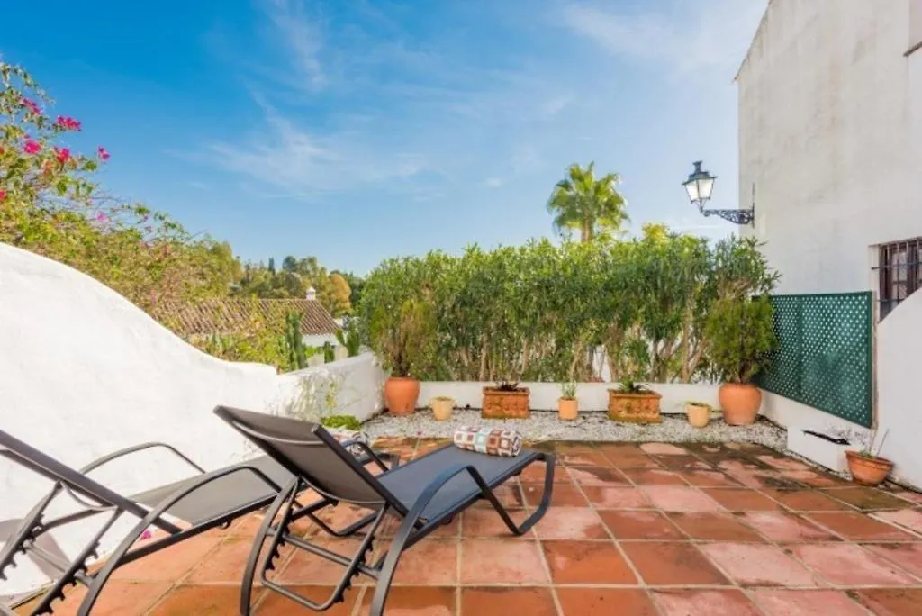 En- Cozy Andalusian Style Townhouse In Marbella Villa Spain